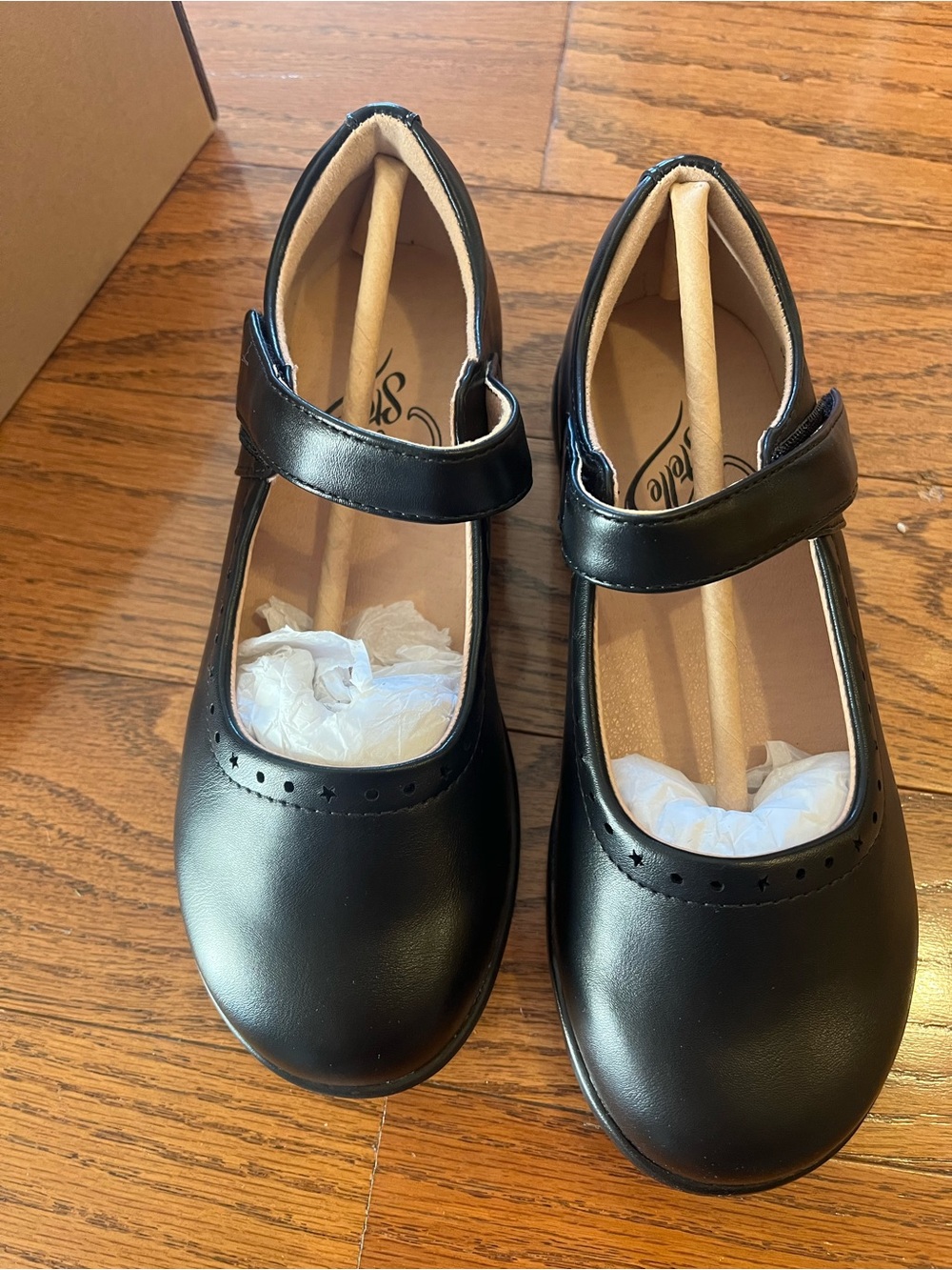 NEW IN BOX Stelle Black Mary Jane Little Kids Size 13 Shoes with Velcro Strap